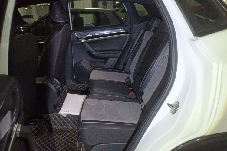 Volkswagen Tayron X 2021 #19 Volkswagen Tayron X 2021 car image #19