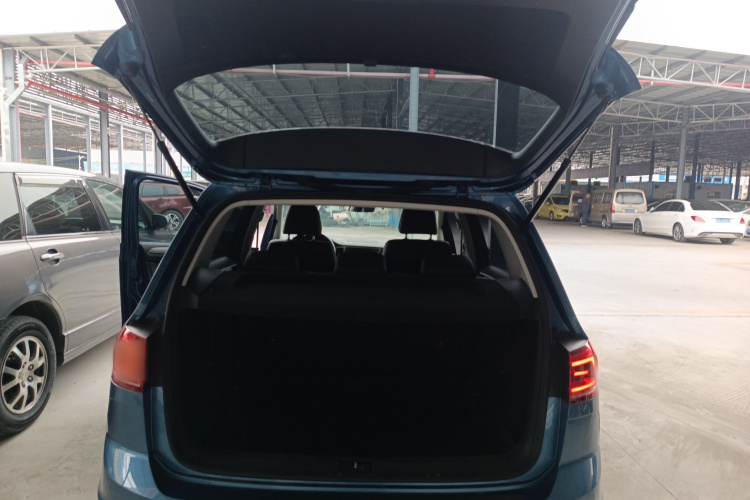 Volkswagen Golf Sportsvan 2019 image de voiture #19