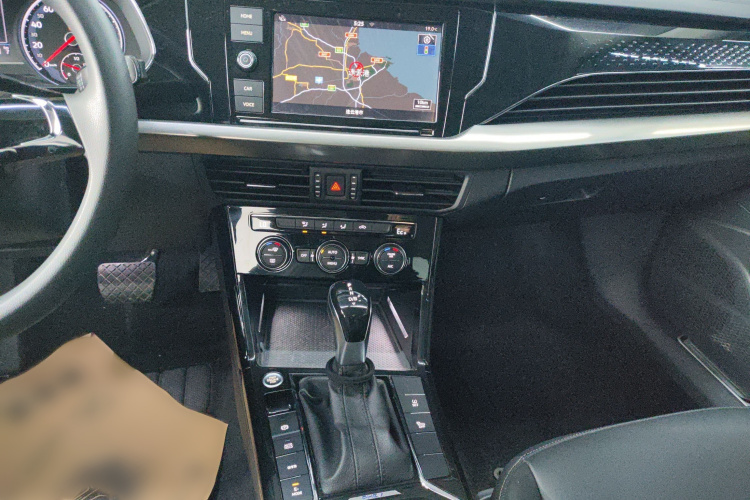 Volkswagen Passat New Energy 2019 #19 Volkswagen Passat New Energy 2019 صورة سيارة #19