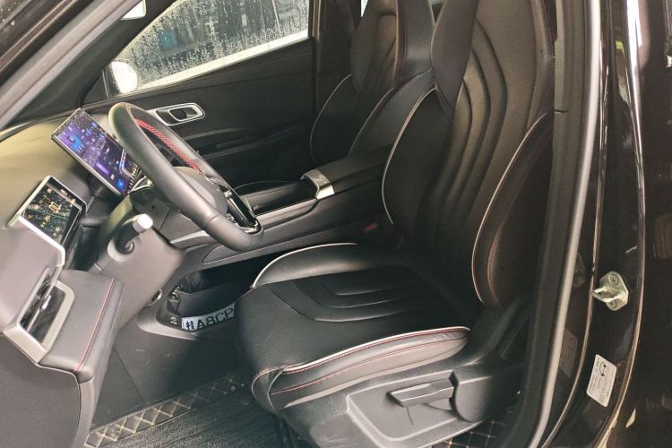 哪吒汽车 哪吒X 2023 汽车图片 #19