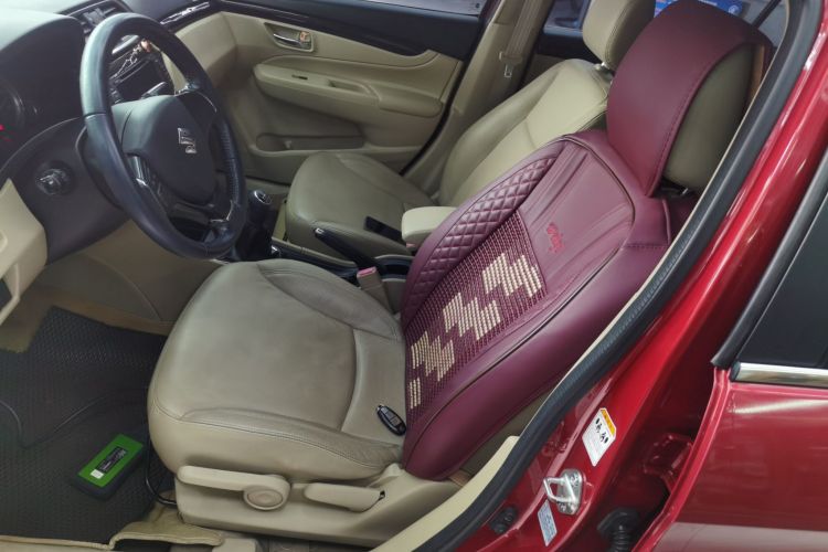 Suzuki Ciaz 2014 car image #19