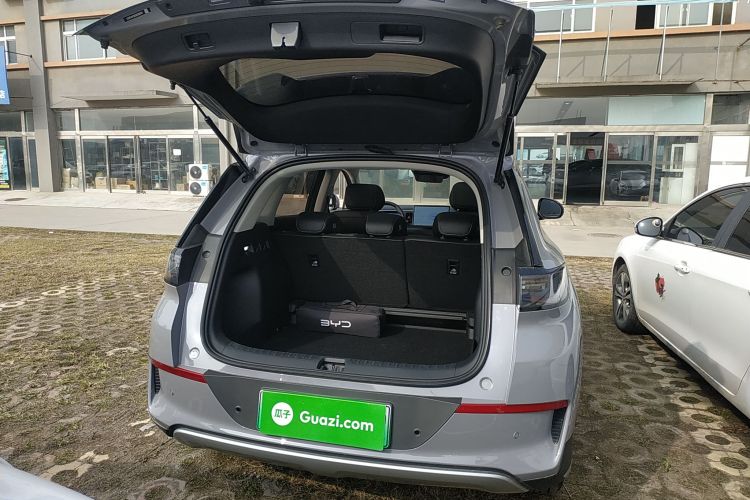 BYD Sea Lion 05 EV 2025 car image #19