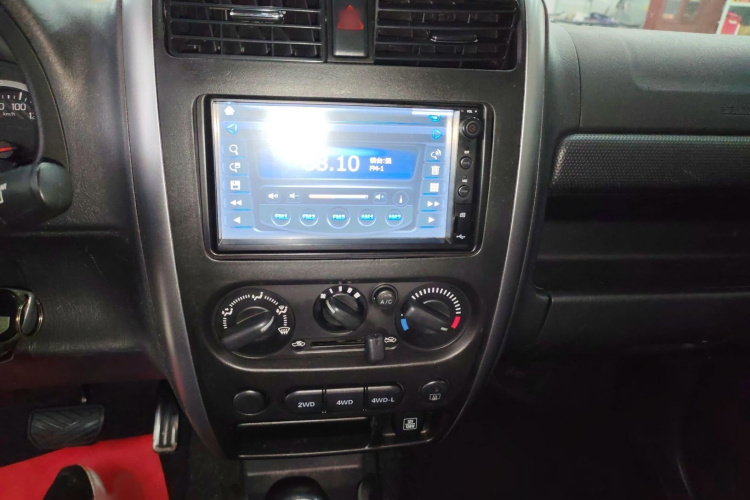 Suzuki Jimny (Imported) 2017 immagine di auto #19