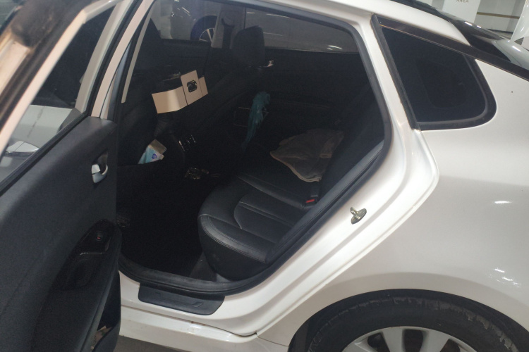 起亚 起亚K5(进口) 2016 汽车图片 #19