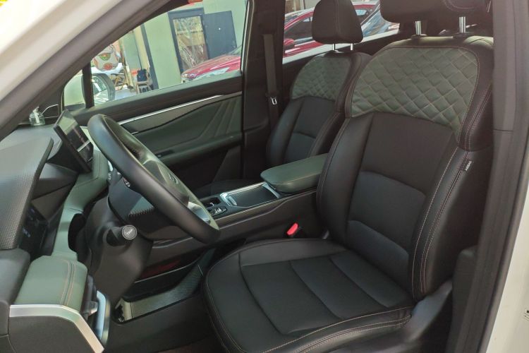 GEELY Okavango L 2023 car image #19