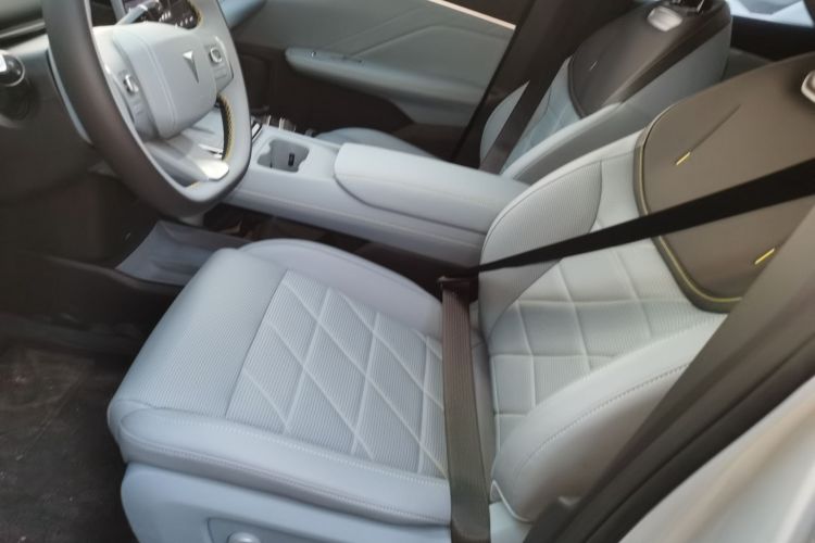 Deepal S05 2025 immagine di auto #19