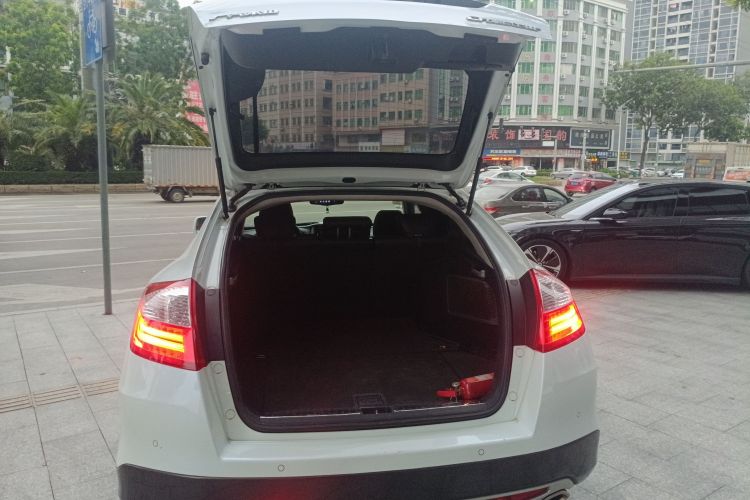 Honda CROSSTOUR 2016 immagine di auto #19