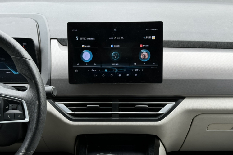 BYD Yuan 2021 car image #19