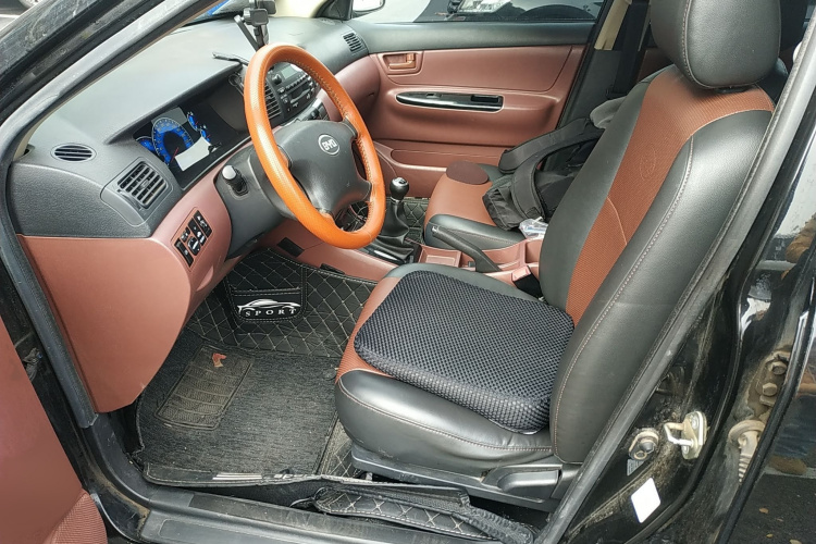 BYD F3R 2018 #19 BYD F3R 2018 car image #19