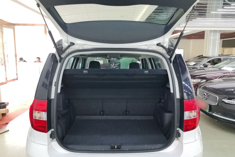 Skoda Yeti (Imported) 2016 car image #19