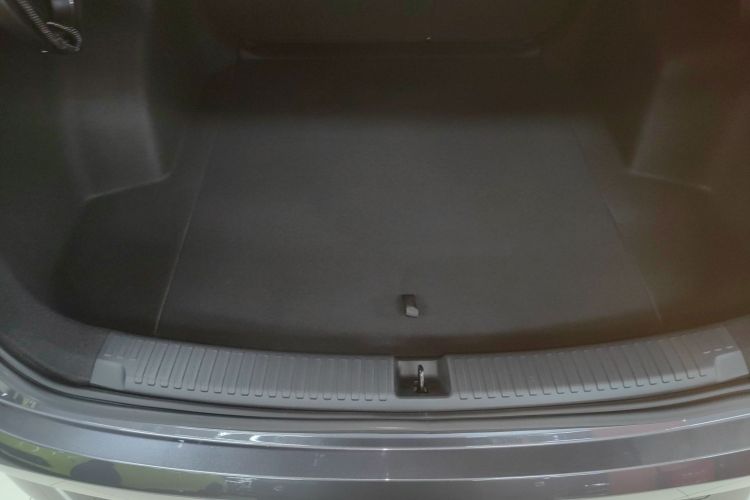 Roewe D6 2025 изображение автомобиля #19