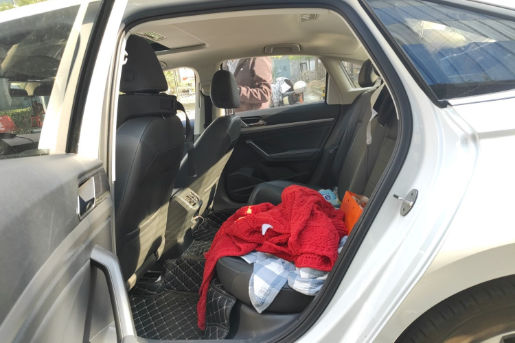 Volkswagen Lavida Pure Electric 2020 #19 Volkswagen Lavida Pure Electric 2020 car image #19