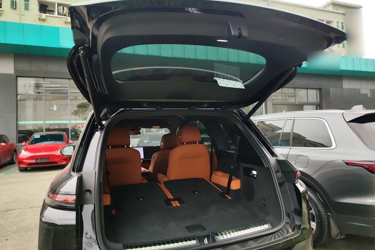 Li L8 2025 imagem de carro #19