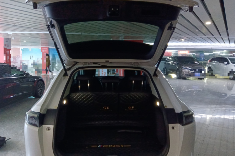 Honda e:NS1 2022 immagine di auto #19