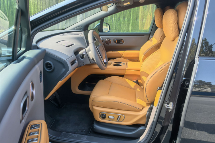 Li i8 2025 изображение автомобиля #19