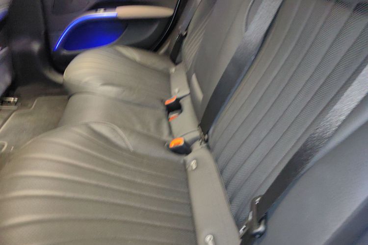 Mercedes-Benz EQS Class 2024 car image #19