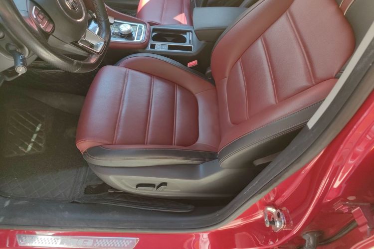 MG 6 New Energy 2020 immagine di auto #19