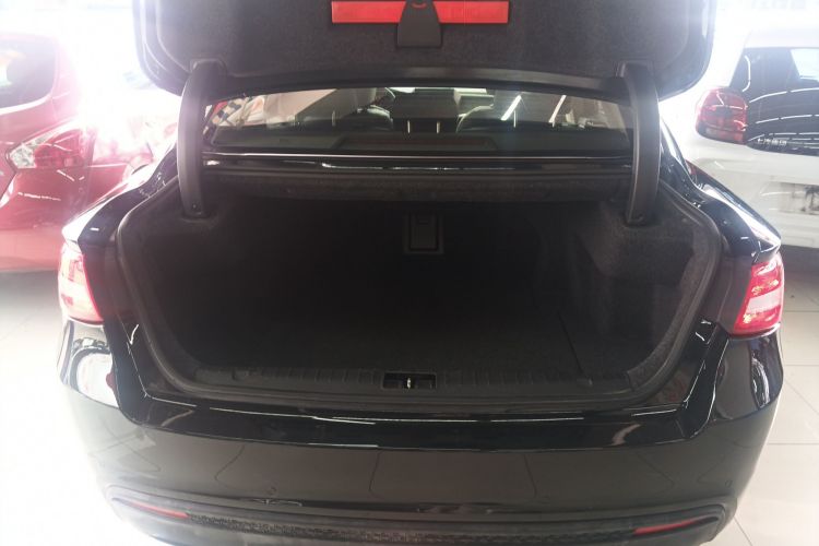 GEELY Ulion 2016 imagem de carro #19