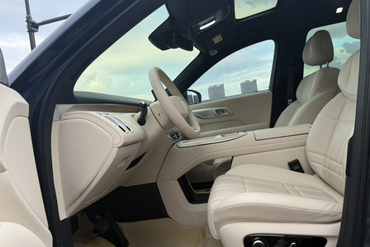 Deepal S09 2025 car image #19