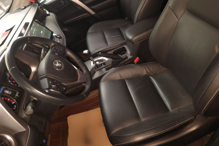 RAV4 2017 #19 RAV4 2017 car image #19