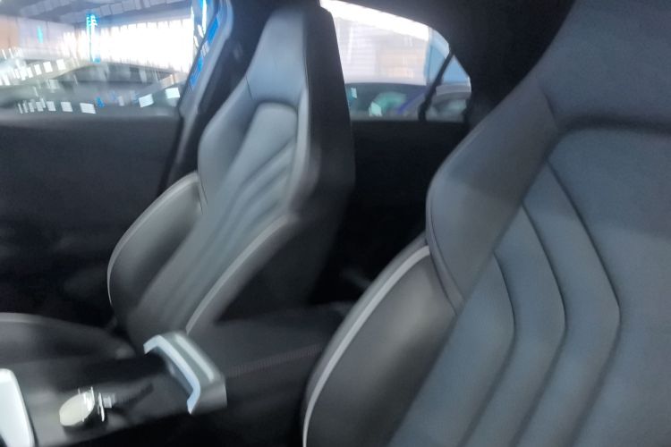 哪吒汽车 哪吒X 2023 #19 哪吒汽车 哪吒X 2023 汽车图片 #19