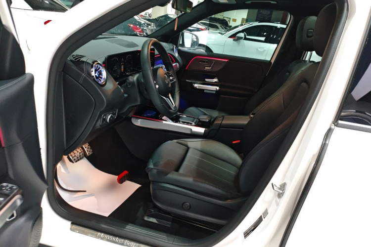 Mercedes-Benz EQB Class 2022 #19 Mercedes-Benz EQB Class 2022 car image #19