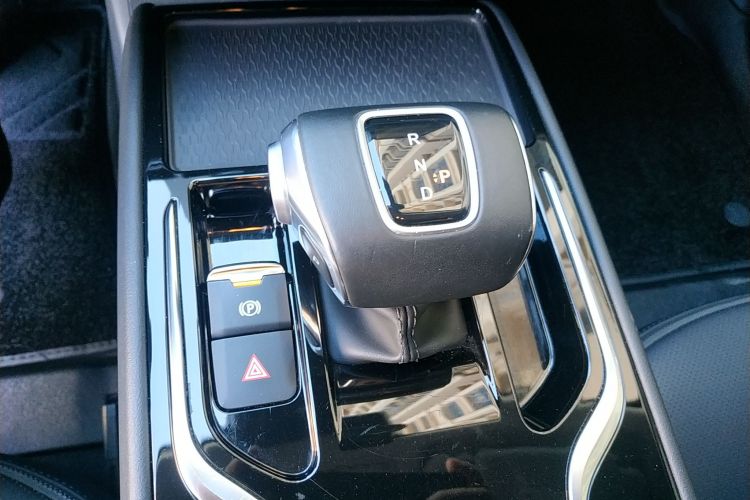 HongQi E-QM5 2022 immagine di auto #19