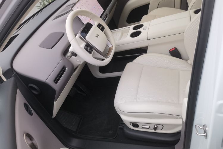 Li i8 2025 изображение автомобиля #19