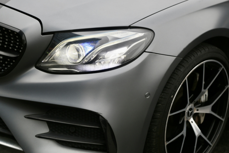 Mercedes-Benz E AMG 2018 immagine di auto #19