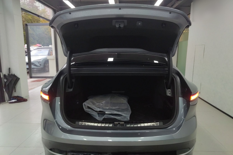 蔚来 蔚来ET9 2025 汽车图片 #19