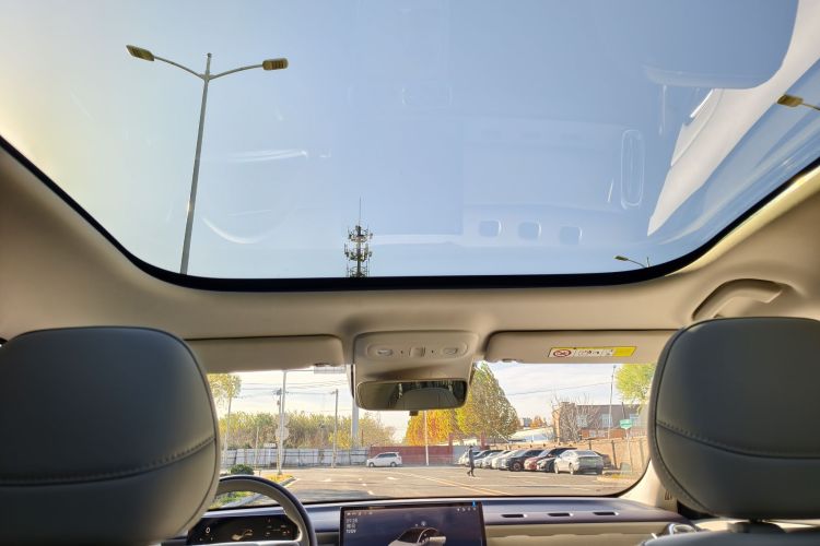 零跑汽车 零跑B01 2025 汽车图片 #19