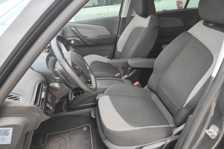 Citroen C4 PICASSO 2017 صورة سيارة #19