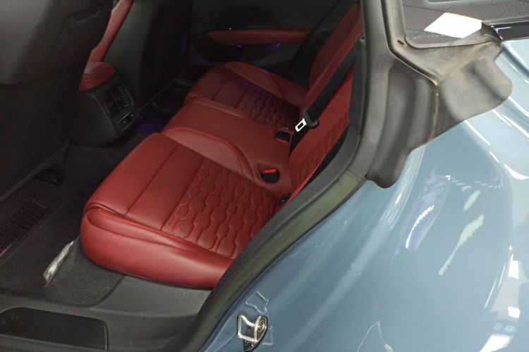 Audi e-tron GT 2024 #19 Audi e-tron GT 2024 صورة سيارة #19