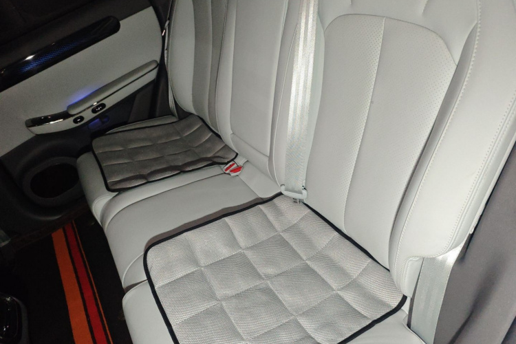 零跑汽车 零跑C01 2023 汽车图片 #19