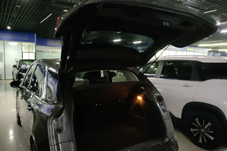 Citroen C4 PICASSO 2018 car image #19