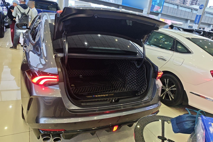 GAC Trumpchi Empow 2023 car image #19