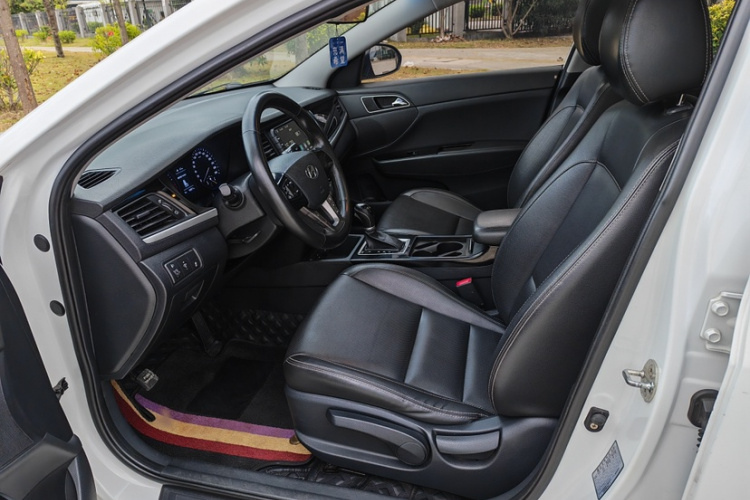 Hyundai Mistra 2017 immagine di auto #19