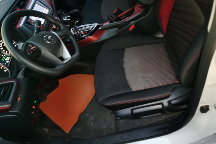 日产 蓝鸟经典 2018 汽车图片 #19