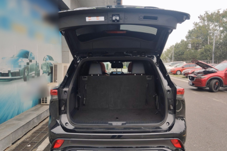 Toyota Crown Kluger 2021 car image #19