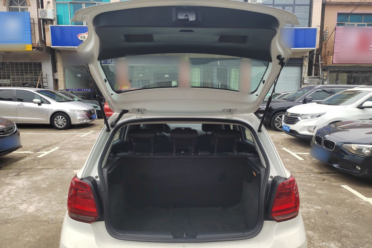 Polo 2019 car image #19