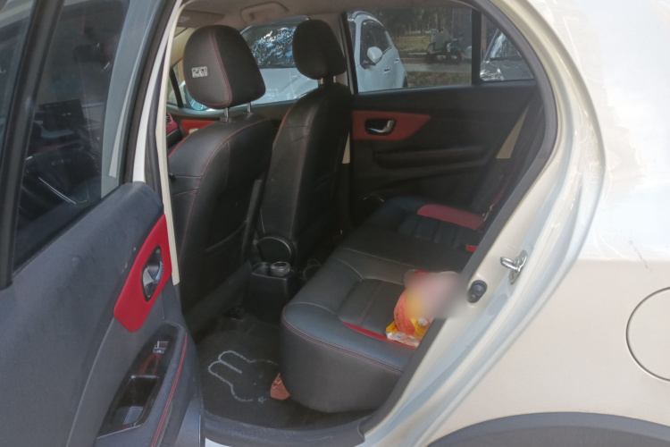 Haval H1 2015 изображение автомобиля #19