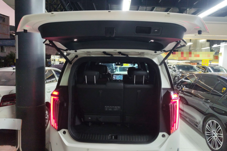 GAC Trumpchi M8 2023 #19 GAC Trumpchi M8 2023 car image #19