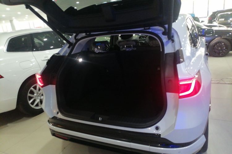 Honda P7 2025 #19 Honda P7 2025 car image #19