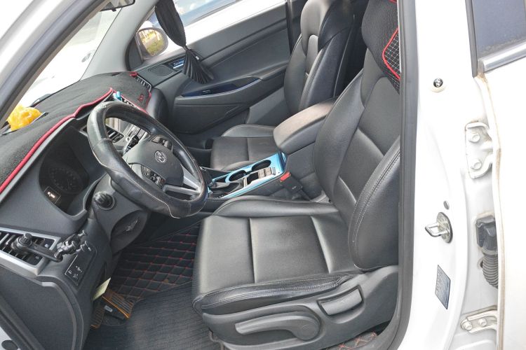 Hyundai Tucson (Imported) 2016 #19 Hyundai Tucson (Imported) 2016 car image #19