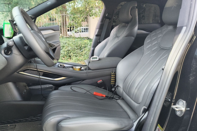 BYD SongL EV 2024 #19 BYD SongL EV 2024 car image #19