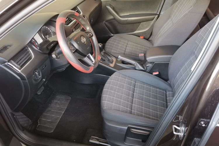 Skoda Octavia 2018 #19 Skoda Octavia 2018 car image #19