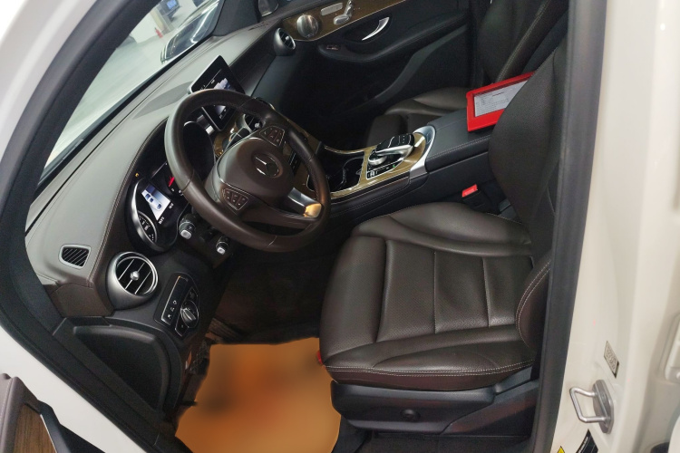 Mercedes-Benz GLC Coupe 2019 car image #19