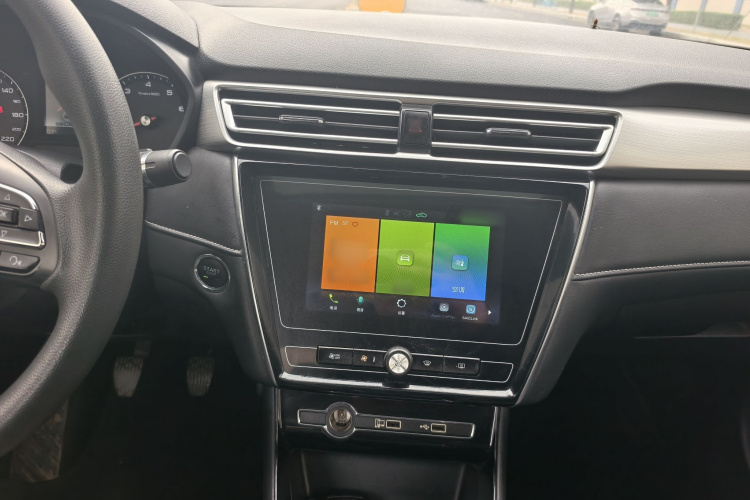 荣威 荣威i5 2019 汽车图片 #19