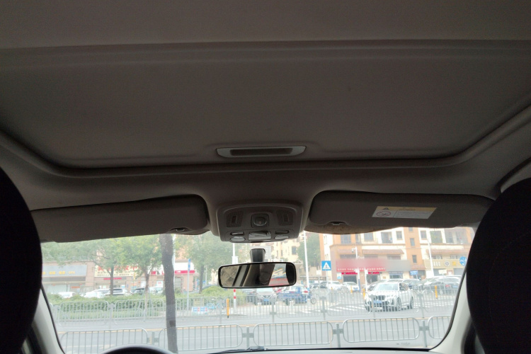 Citroen C4 C-Quatre 2018 car image #19