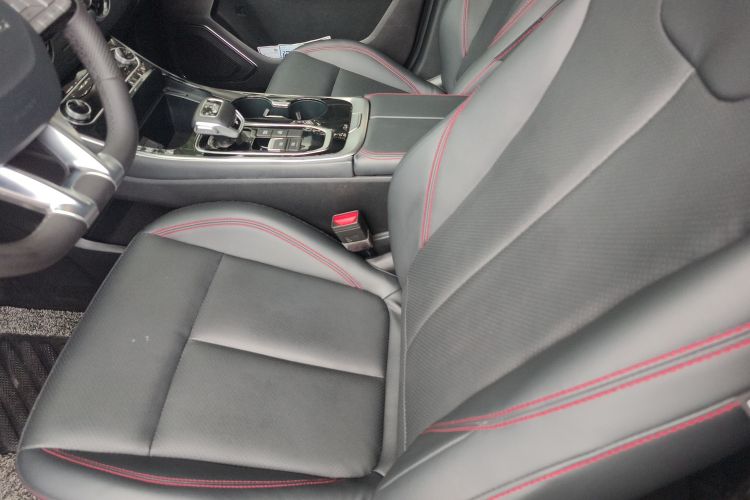 Forthing T5 EVO 2021 car image #19
